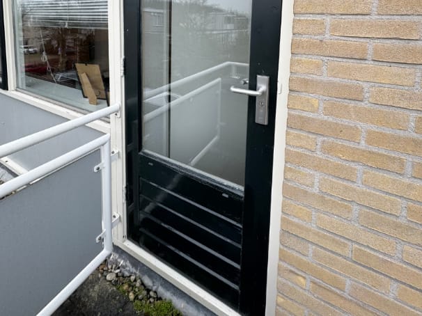 Schilderwerk deur woning Deventer