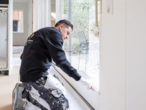 Schilderwerk woning Joppe binnen kozijn